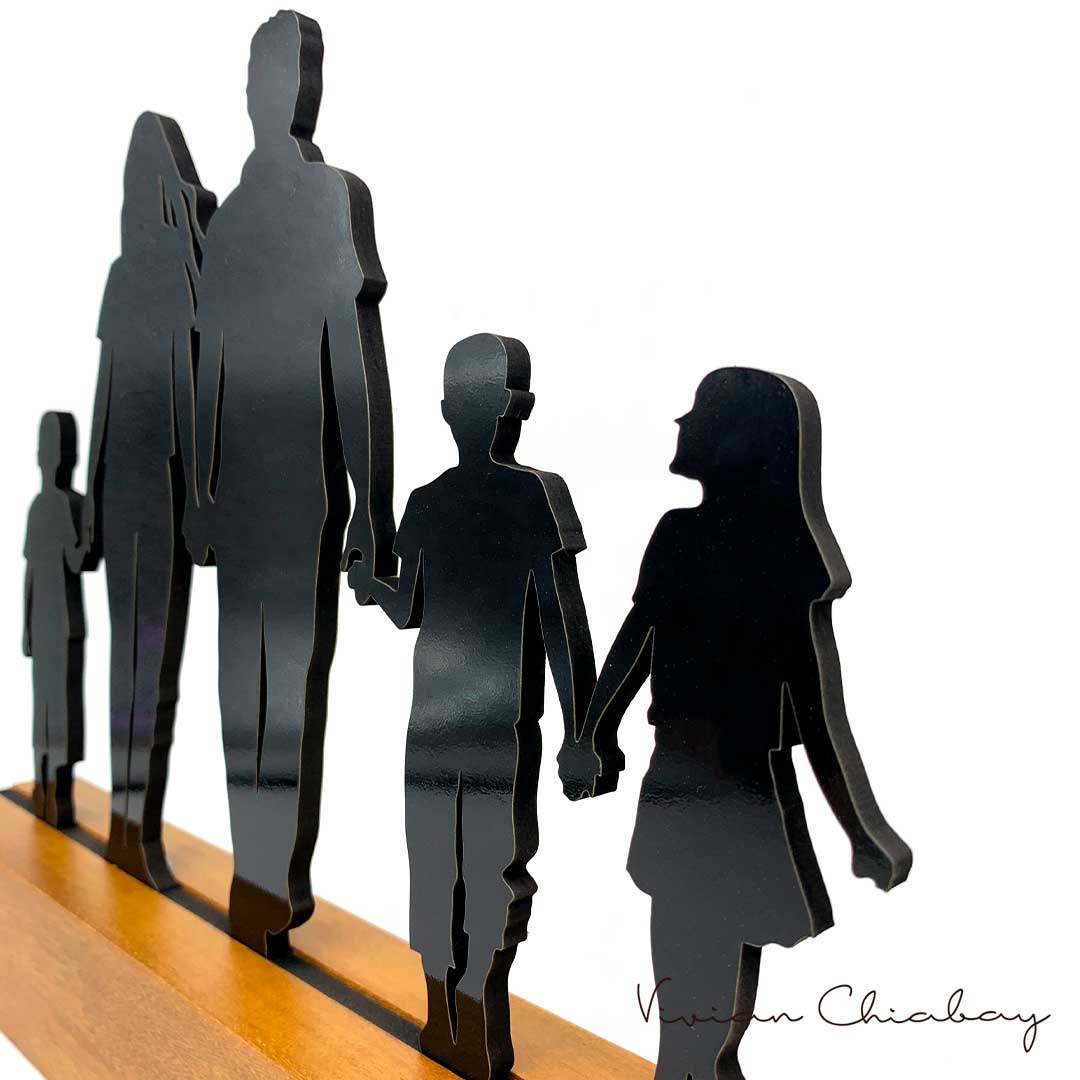 Troféu Silhueta Família Casal, Dois Filhos e Filha Pequenos