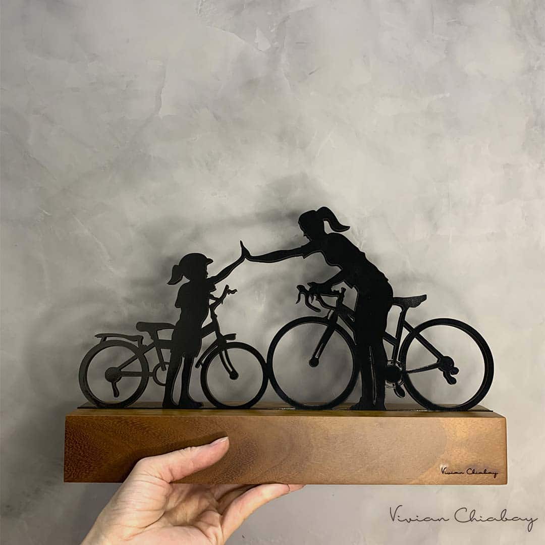 Troféu Silhueta Família Mãe e Filha Ciclistas